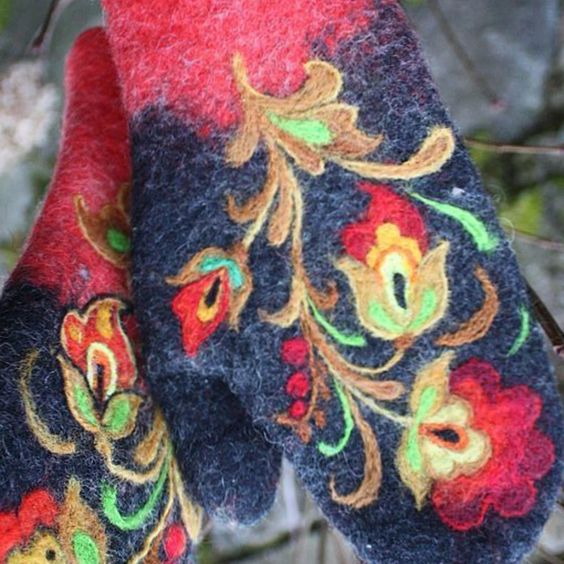 Felted Embroidered Mittens Cashmere 4 Different Colors You Choose Red Blue Green Purple Or Yellow Embroidery Flowers Winter Gloves  Great For Fairies Pixies And Elves!